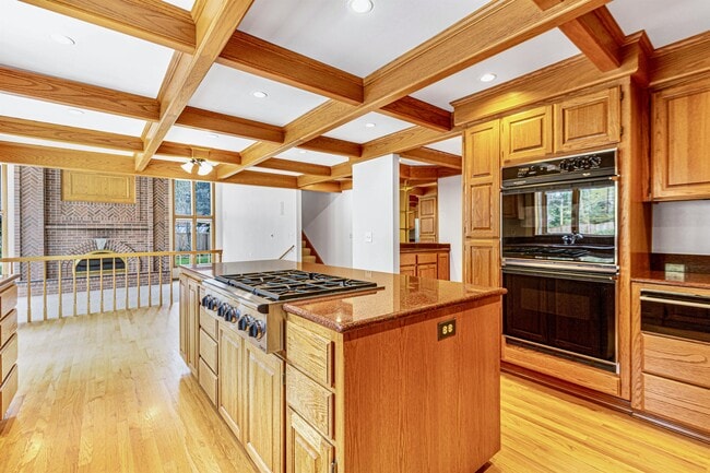 Building Photo - 5811 124th Ct NE