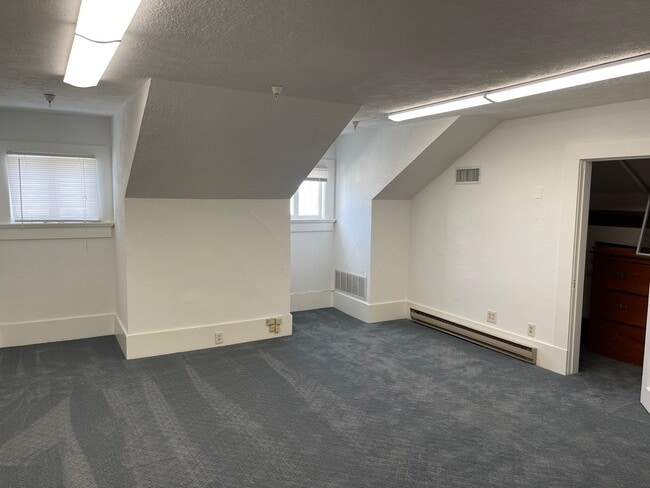 Bedroom - 2456 Broadway
