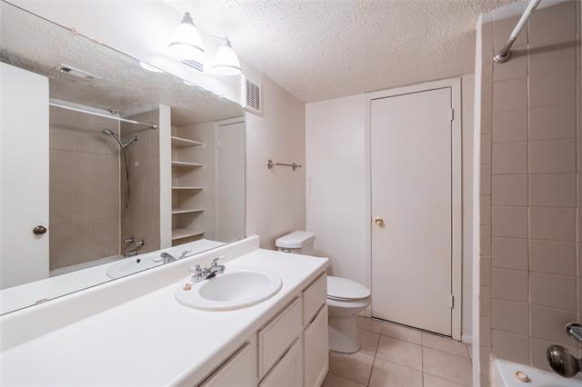 Building Photo - 1805 Spring Creek Pkwy