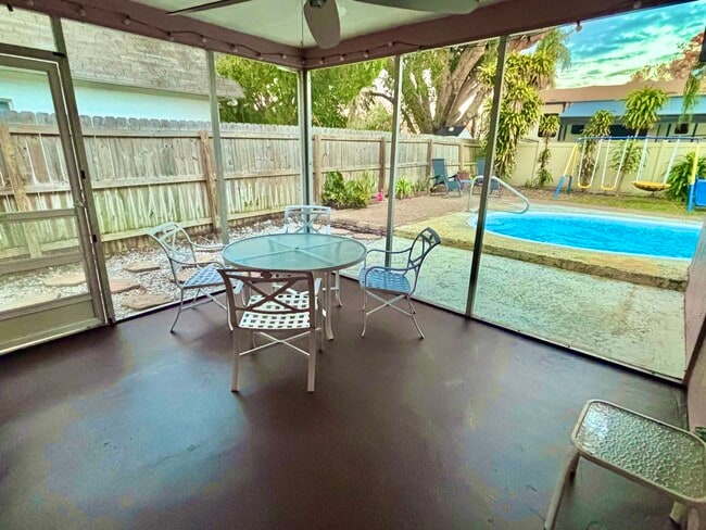 Building Photo - 12235 Mallory Dr