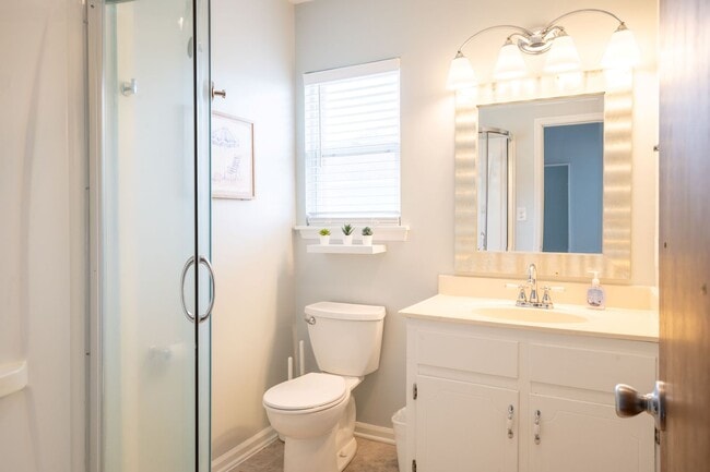 Building Photo - FURNISHED OFF-SEASON MONTHLY RENTAL - AVAILABLE MID-SEPT '27