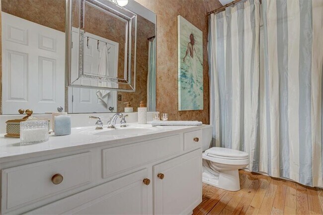 Building Photo - 5962 Spalding Park Pl