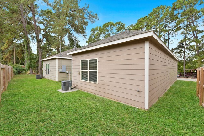 Building Photo - 9650 Warm Spring