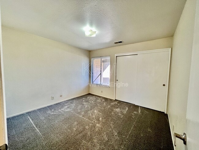 Building Photo - 4517 Da Vinci Dr