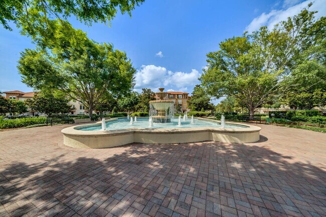Building Photo - Your Spacious Lake Mary Home Awaits | 4BR, 3.5BA & Resort Amenities