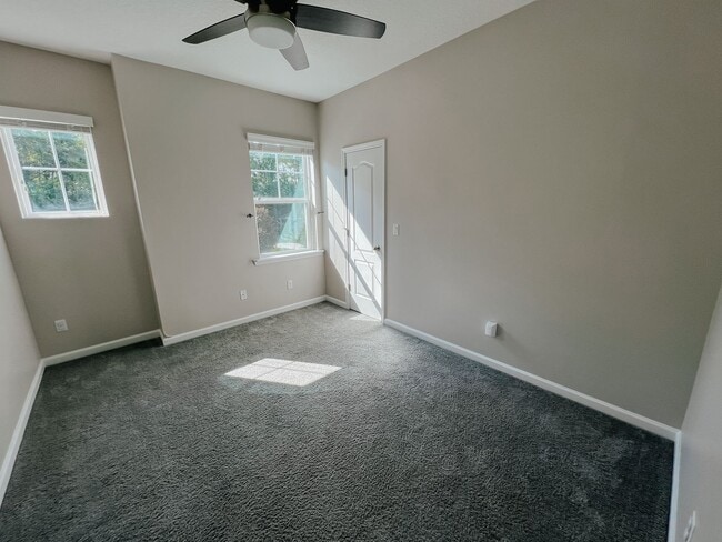 Building Photo - Updated Eagle Harbor Home with Preserve Views