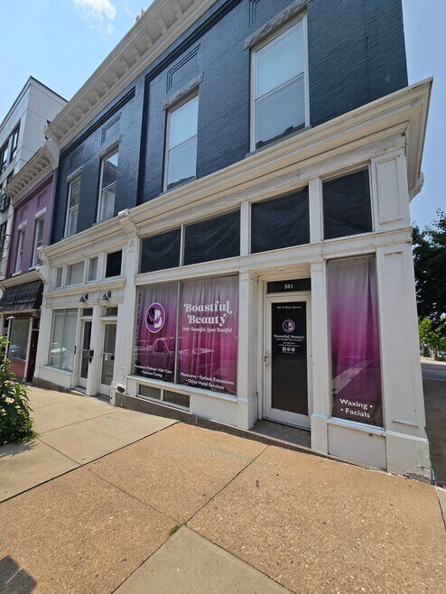 Building Photo - 503 E Main St