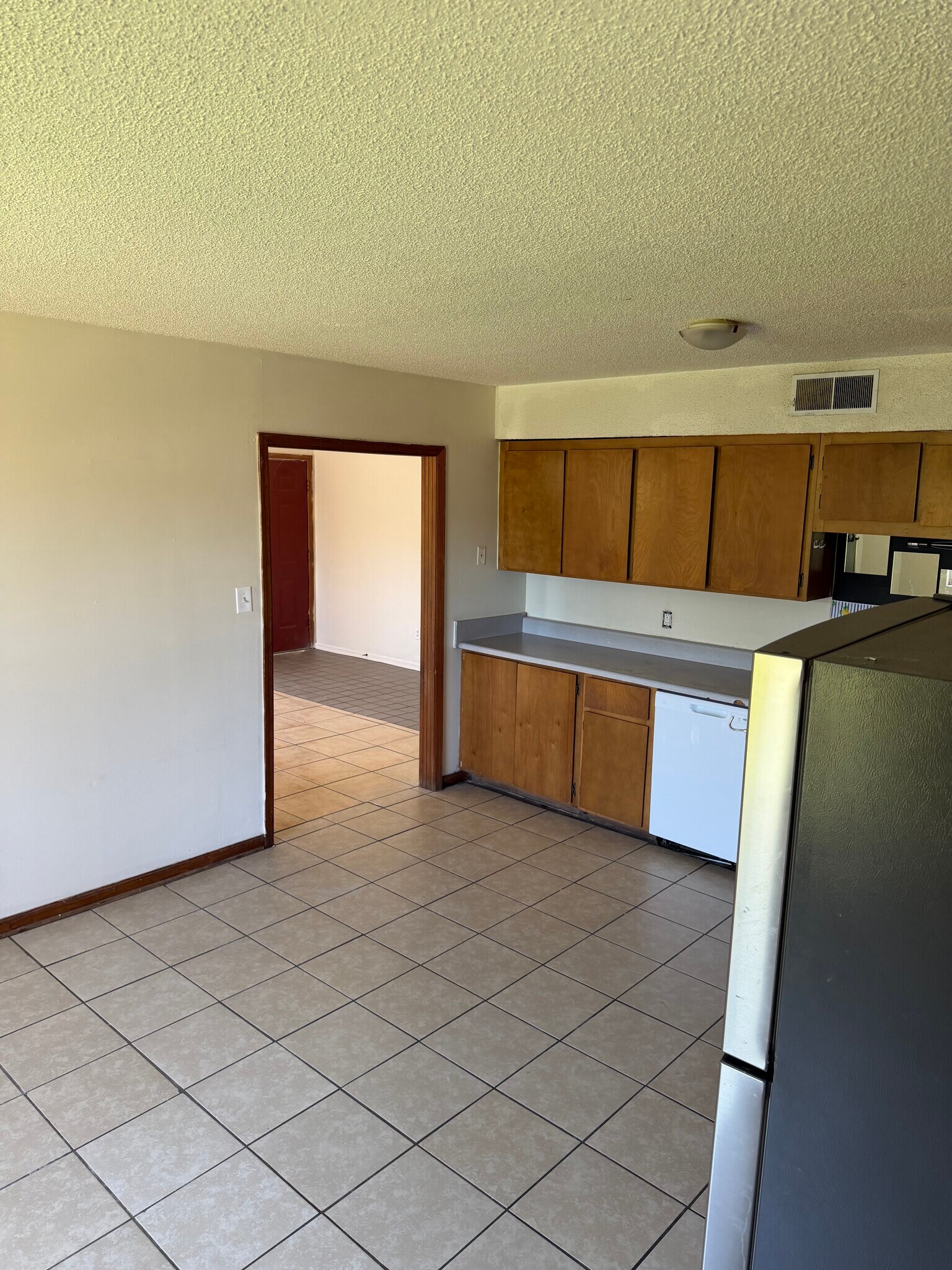 Building Photo - 51 Arkwright Ln