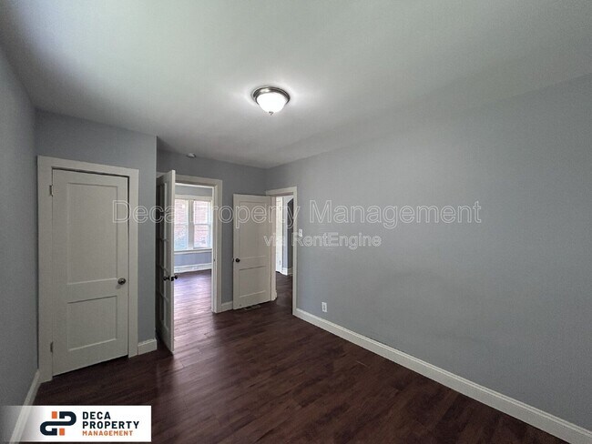 Building Photo - 4227 Ellenwood Ave