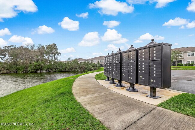 Building Photo - 1111 Beach Dune Dr