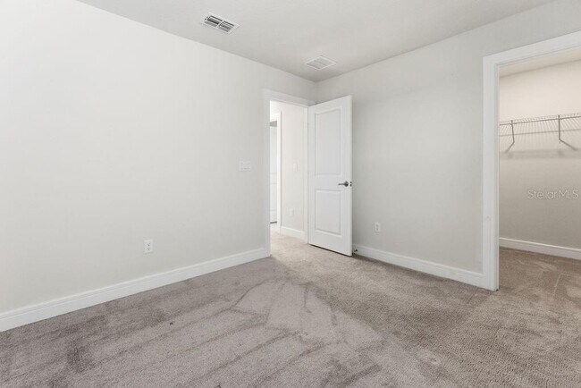 Building Photo - 14037 Kauai Dr