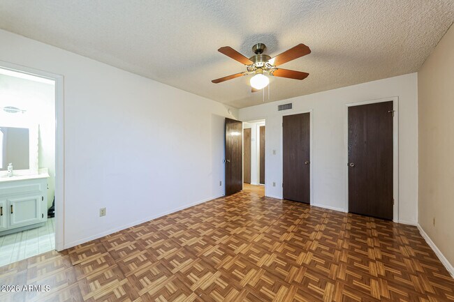 Building Photo - 18422 N 30th Ln