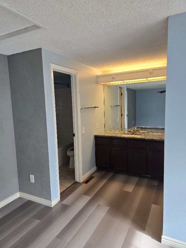 Building Photo - 2001 S Helena St