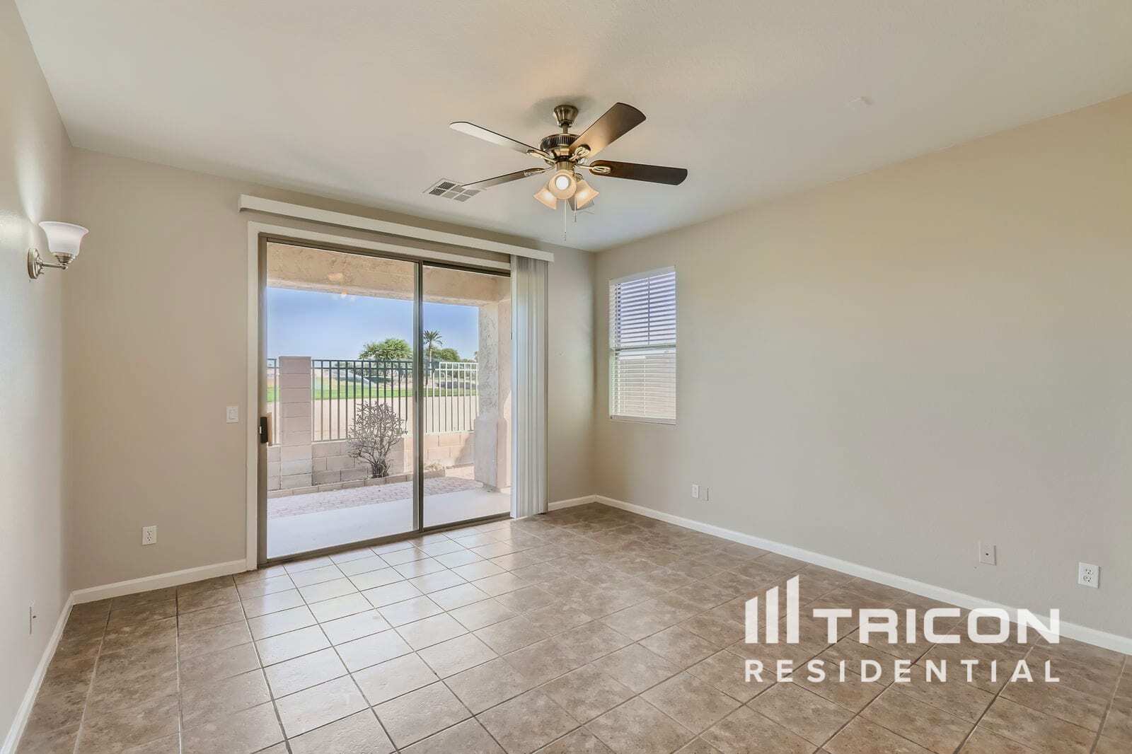 Building Photo - 13574 W Cypress St