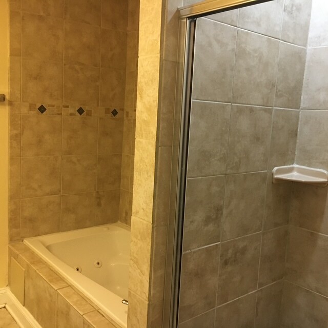 Building Photo - 1713 W Virginia Ave NE