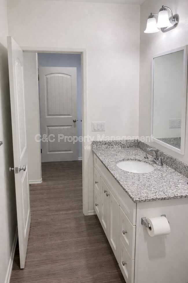 Building Photo - 1023 Haviture Wy