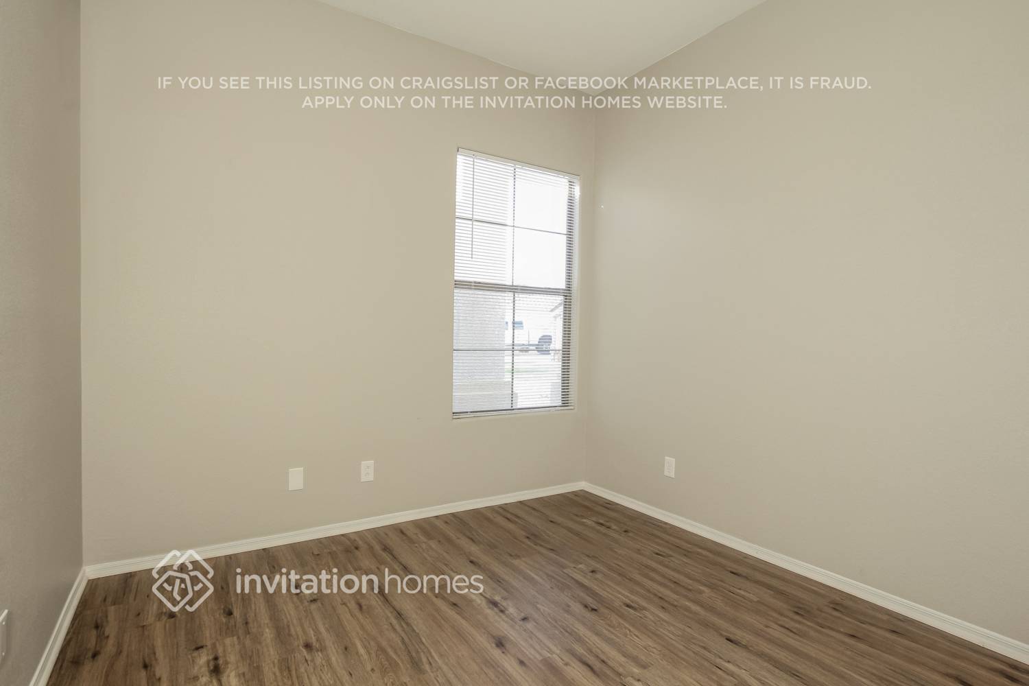 Building Photo - 16003 N Lasso Dr