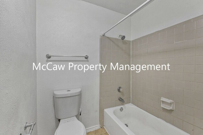 Building Photo - 7933 Bermejo Rd