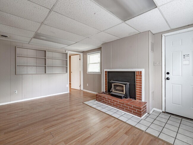 Building Photo - 260 N Jefferson St