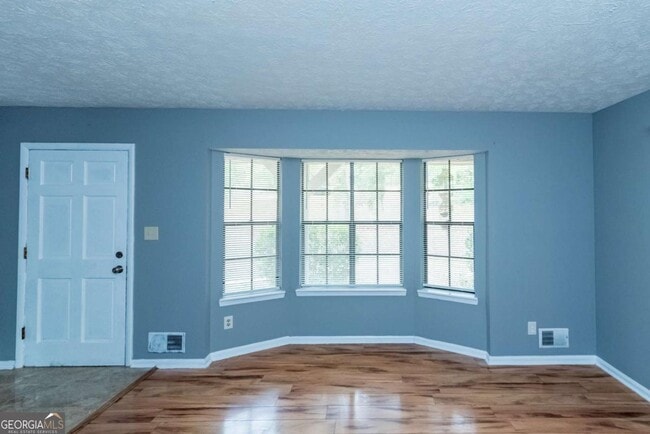 Building Photo - 2275 Camden Ct
