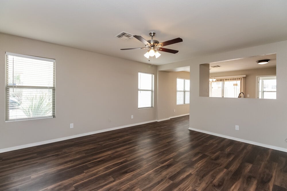 Building Photo - 2299 E Peach Tree Dr