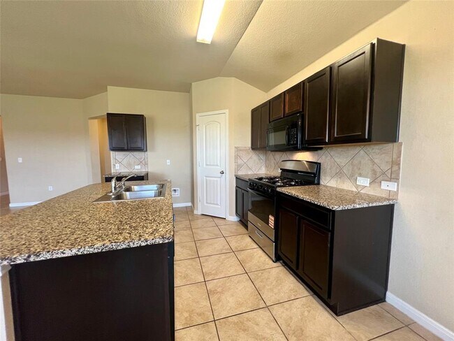 Building Photo - 367 Dusky Thrush Dr