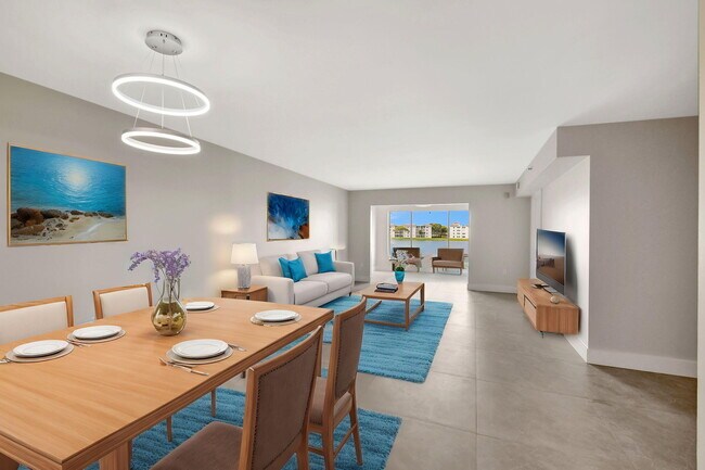 Building Photo - 14095 Royal Vista Dr