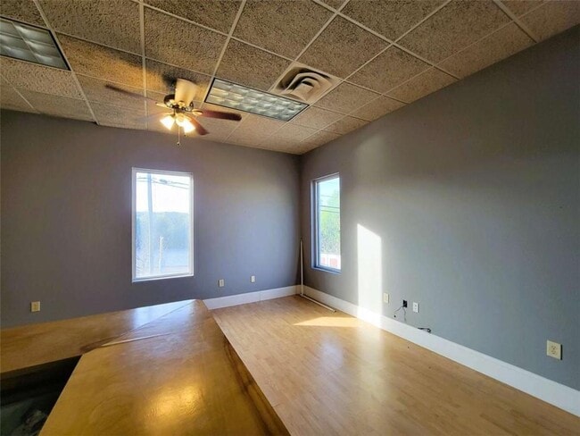 Building Photo - 167 Hefner St