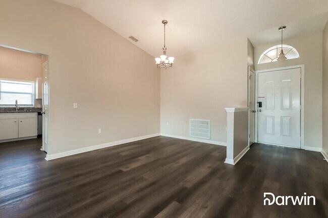 Building Photo - 6244 Highland Rise Dr