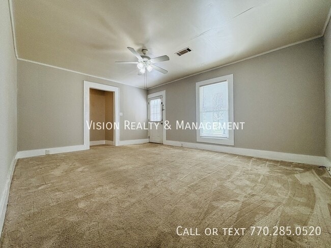 Building Photo - 240 Clem Lowell Rd