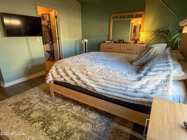 Building Photo - 6906 W Phelps Rd