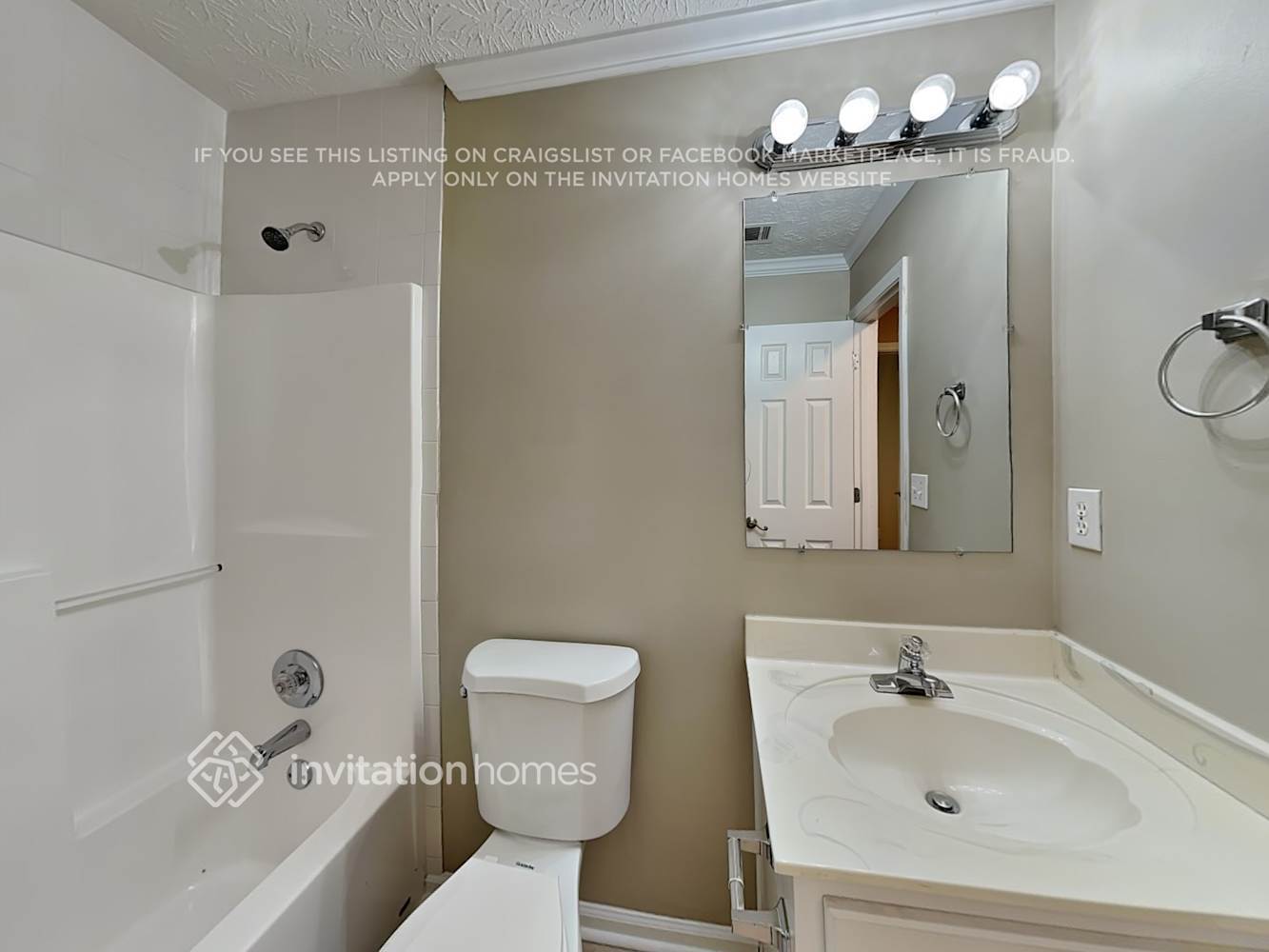 Building Photo - 4513 Yorktown Dr