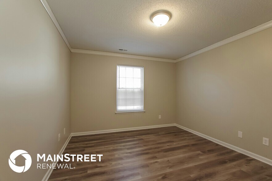 Building Photo - 4112 Hunters Trail Dr