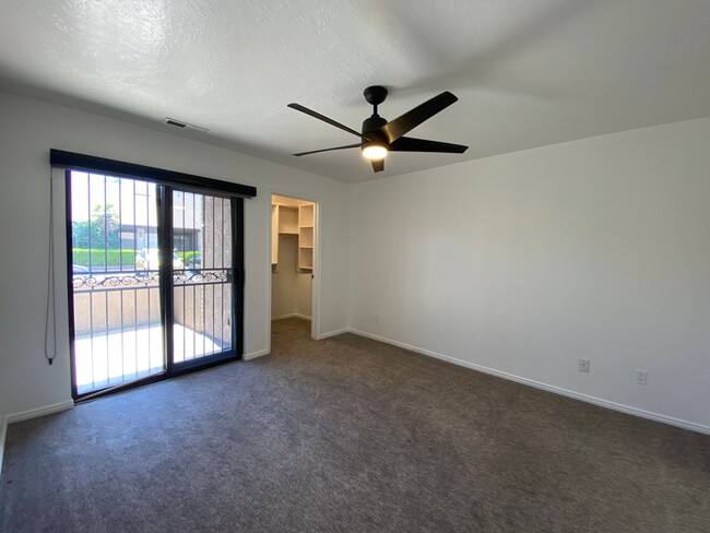 Building Photo - REMODELED 2 BEDROOM UNIT DOWNTOWN ST. GEORGE!