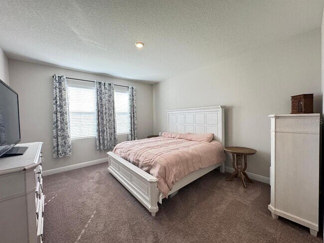 Building Photo - 10353 Fieldstone Myrtle Wy