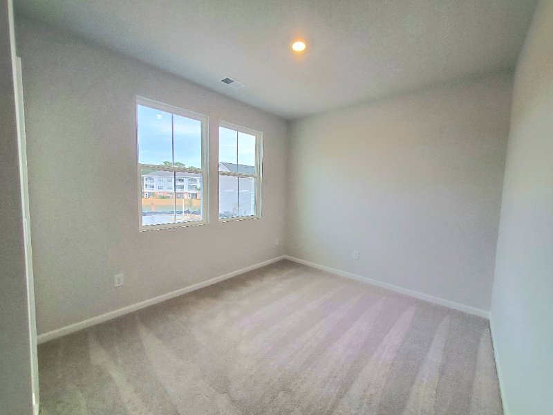 Building Photo - 139 Cypress Holw Dr