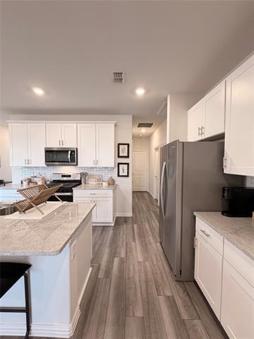 Building Photo - 1841 Ash Oak Ln