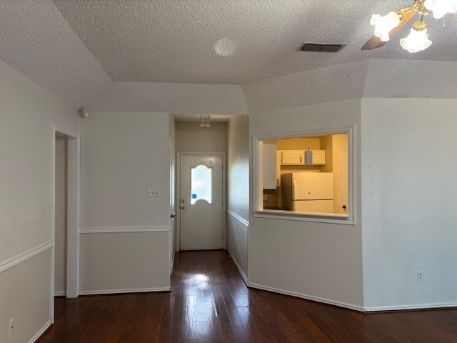 Building Photo - 2505 Bayberry Ln