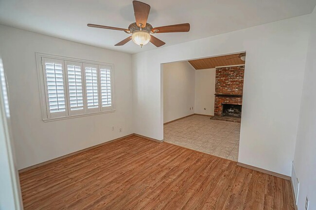 Building Photo - 25173 Markel Dr