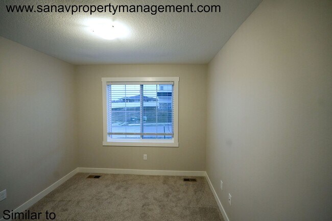 Building Photo - Beautiful 3 Bed Ranch Home w/ fully finished basement in Prime Norwalk Location