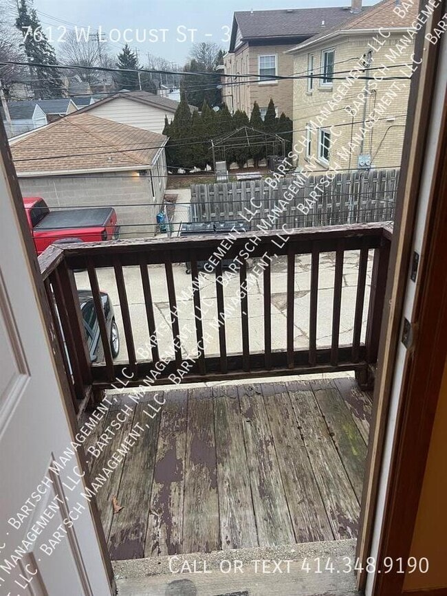 Building Photo - 7612 W Locust St