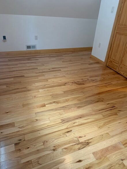 Bedroom 2 - 901 N Walnut St
