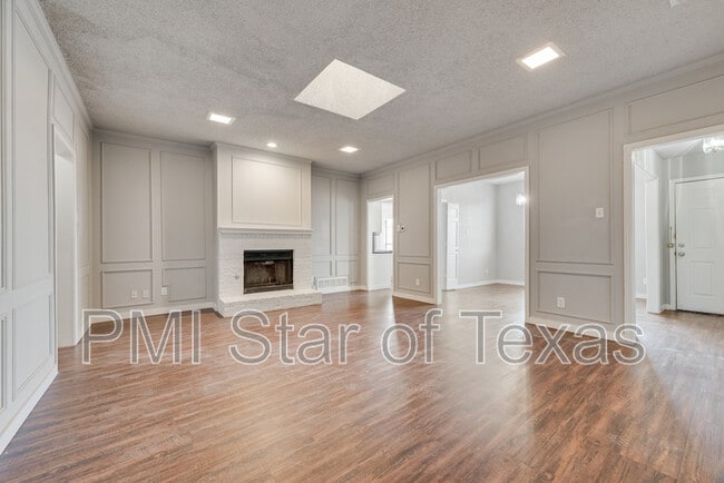 Building Photo - 13214 Fall Manor Dr