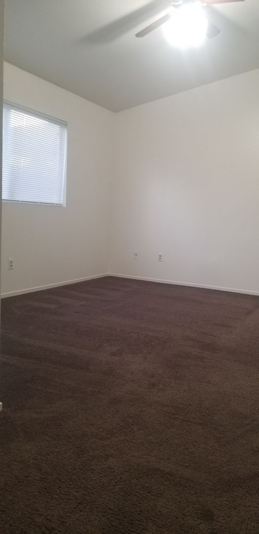 Building Photo - 6401 Caracas Ct