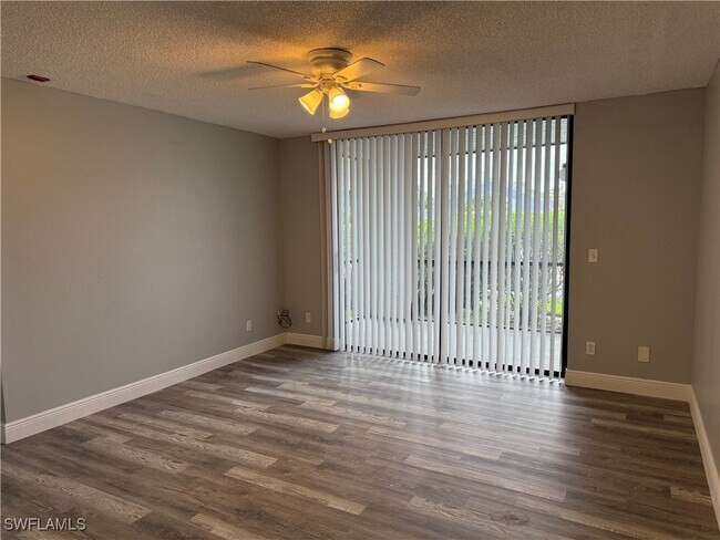 Building Photo - 13555 Eagle Ridge Dr