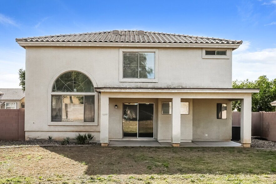 Building Photo - 7592 W Marlette Ave