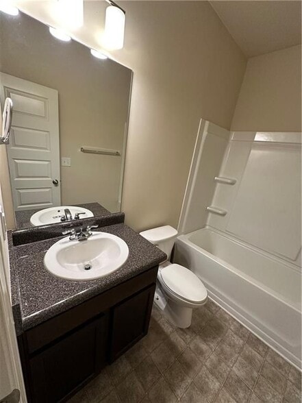 Building Photo - 376 Pernell Dr