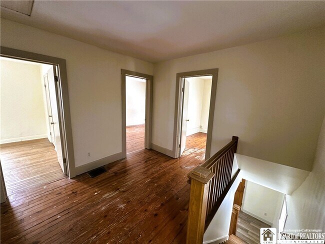 Building Photo - 481 Fairmount Ave