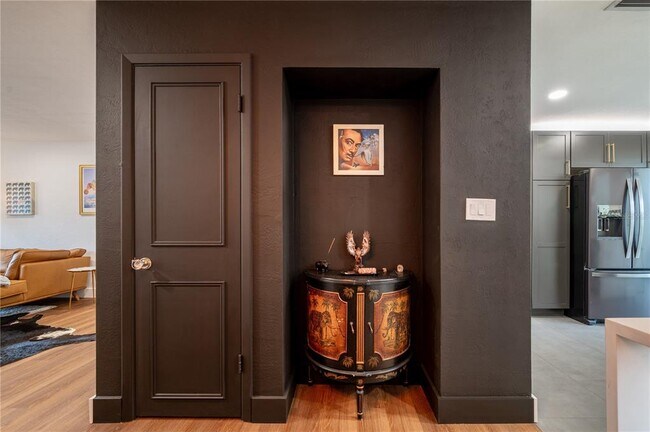 Building Photo - 1097 Eden Isle Blvd NE