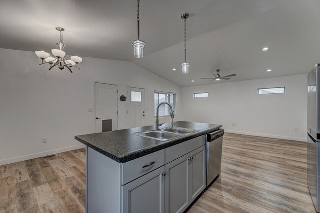 Building Photo - 5249 Coal Bank Dr